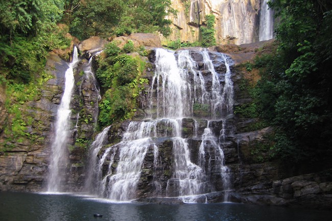 Nauyaca Falls